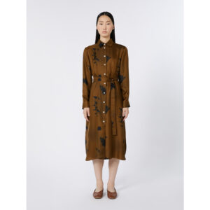 Abito Jadi MAXMARA
